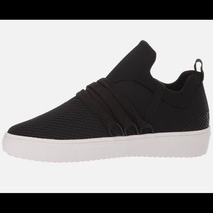 Steve Madden Lancer Sneakers in Women